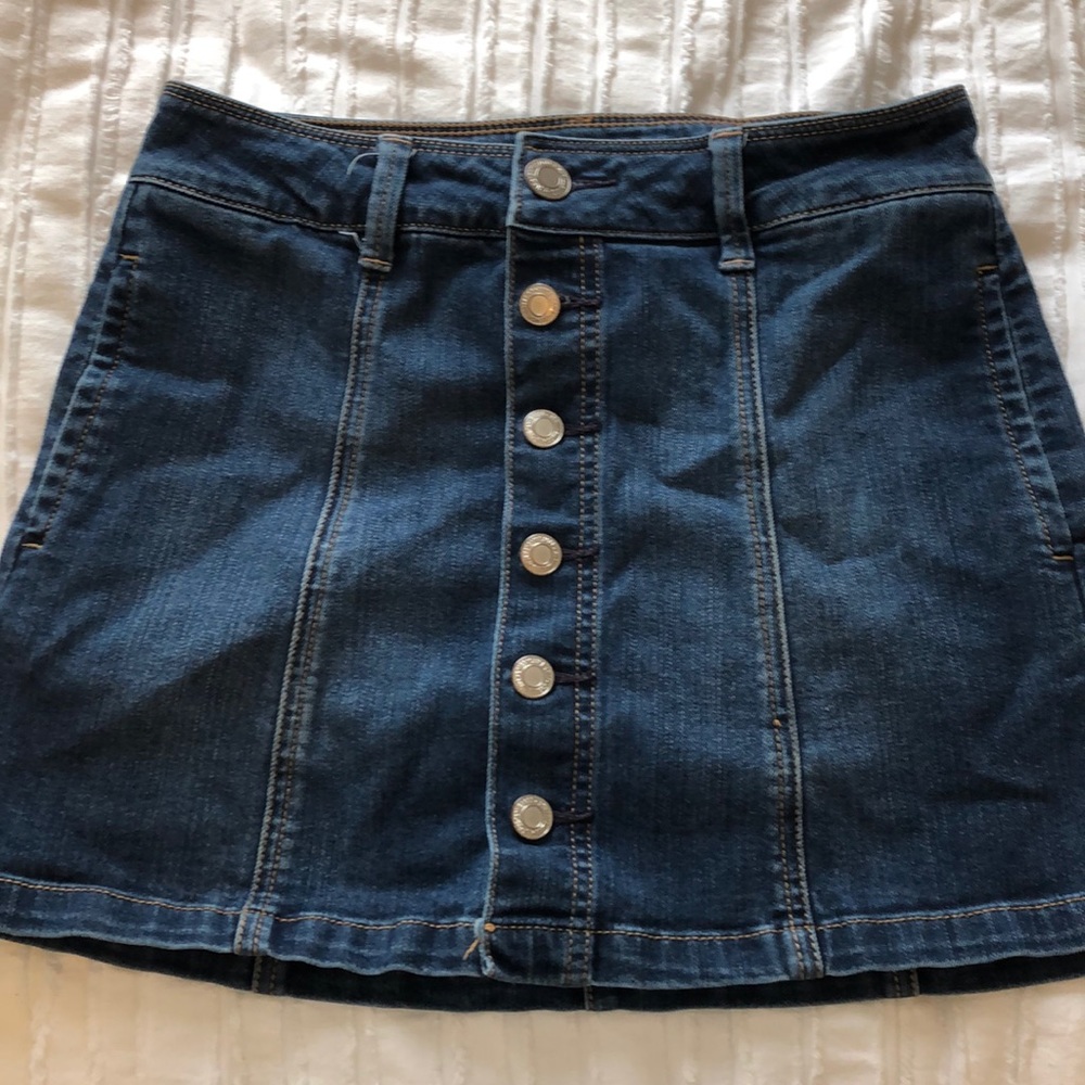 AEO Paneled Jean Skirt!!!